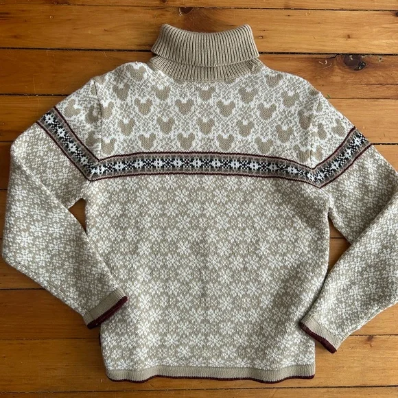 Sold - Picture 1 of 7